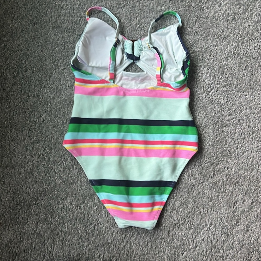 Swimsuit - Picture 7 of 7